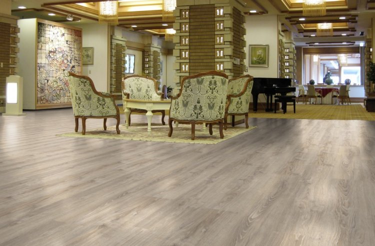 Ламинат KRONOSTAR ECO-TEC 32 класс Дуб Сердания